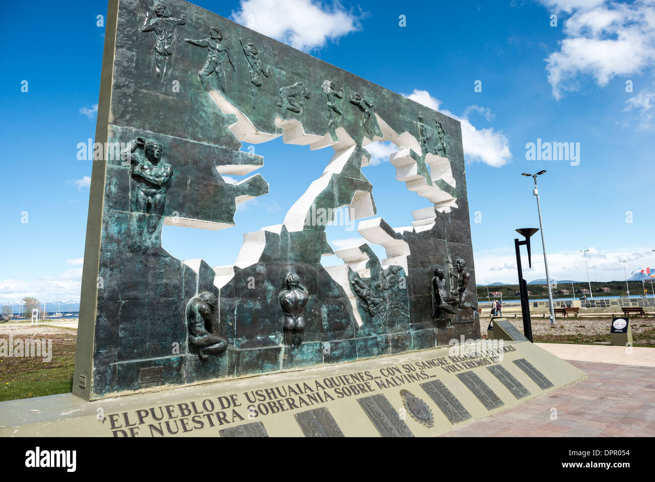 USHUAIA, Argentinien - ein Denkmal für die Falklandinseln Krieg (Guerra de las Malvinas in Argentinien bekannt) zwischen Großbritannien und Argentinien in Ushuaia. Stockfoto