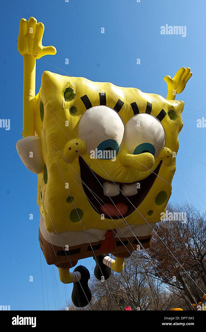 27. November 2008: Sponge Bob Square Pants Ballon. . Macy's Thanksgiving Day Parade in New York City, New York.  Richey Miller/CSM (Kredit-Bild: © Richey Miller/Cal-Sport-Medien) Stockfoto