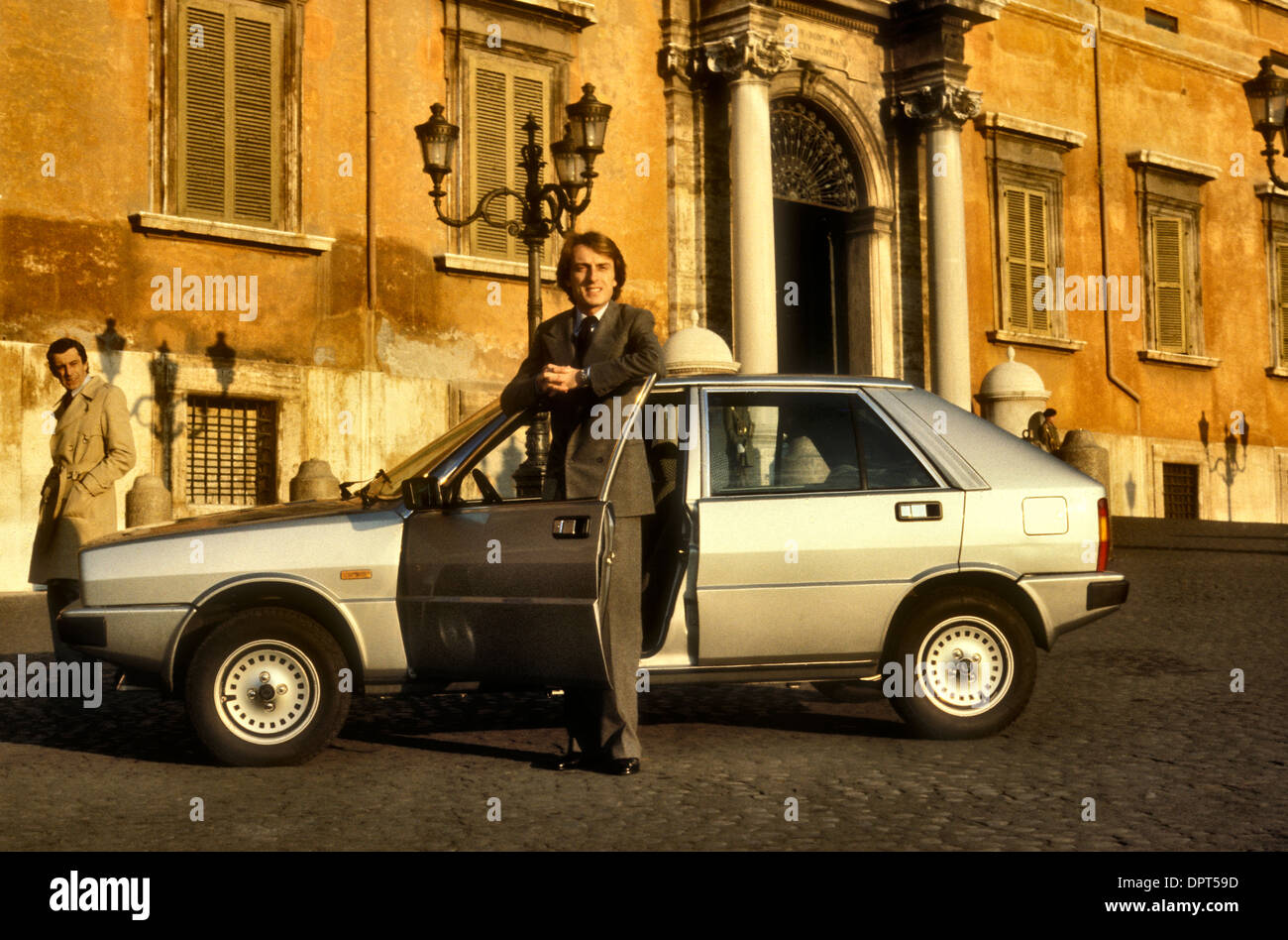 Luca di Montezemolo mit dem Lancia Delta Rom 1980 Stockfoto