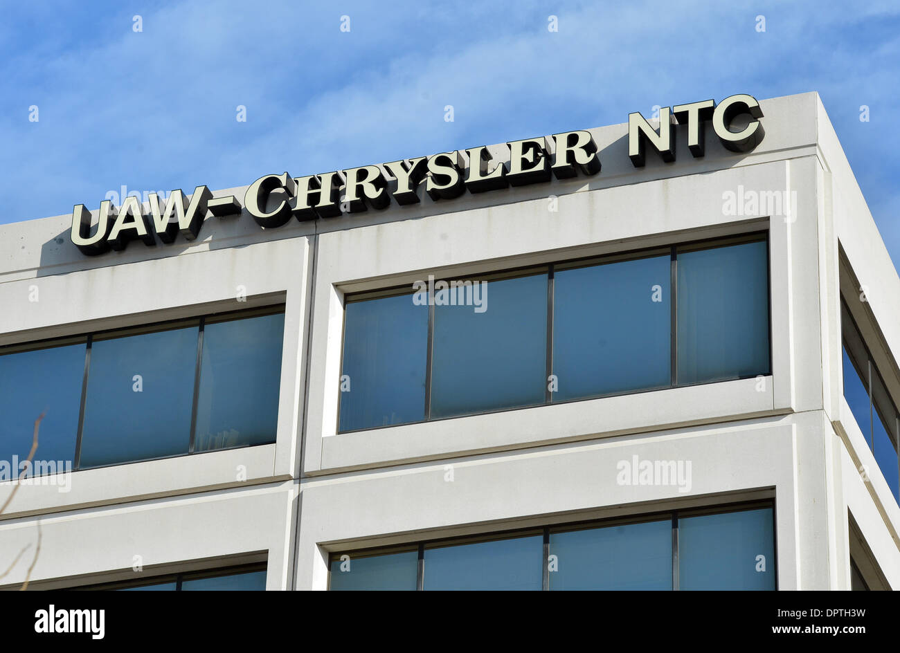 Detroit, USA. 12. Januar 2014. Blick auf das Logo der uns Amercian Auto Union UAW-Chrysler im National Training Center (NTC) in Detroit, USA, 12. Januar 2014. Foto: ULI DECK/DPA/Alamy Live-Nachrichten Stockfoto