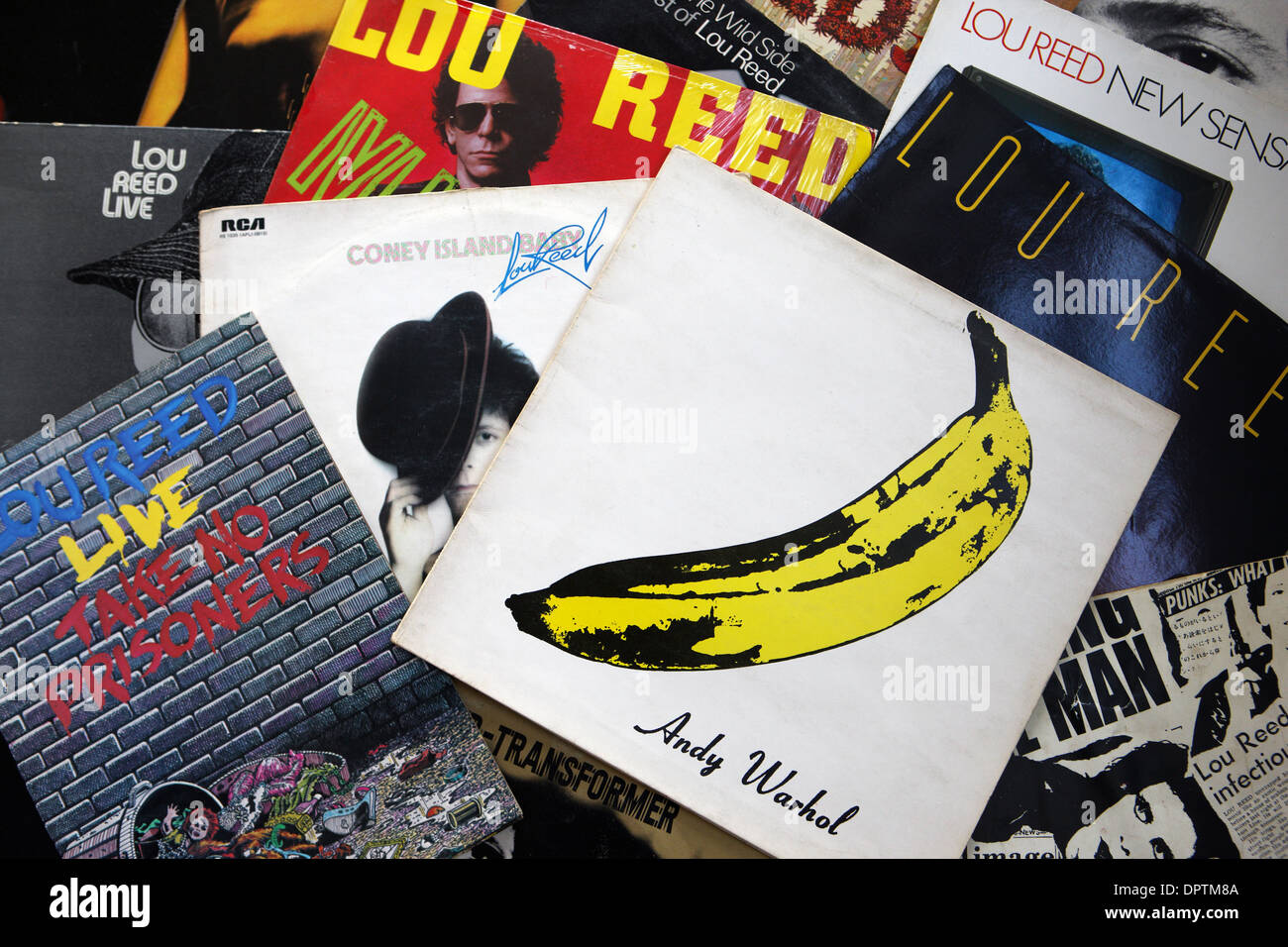 Lou Reed LP Alben mit einem Andy Warhol produzierte man für The Velvet Underground & Nico Stockfoto
