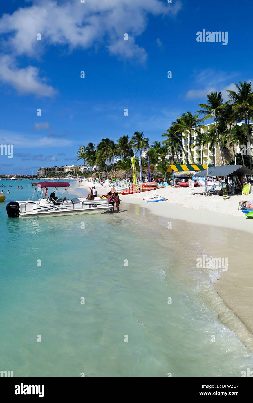 Palm Beach auf der karibischen Insel Aruba Stockfoto