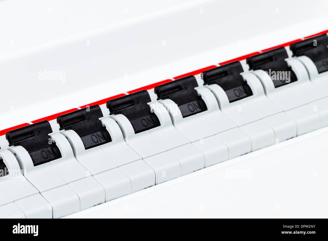 Leitungsschutzschalter isoliert auf weißem Hintergrund Stockfoto