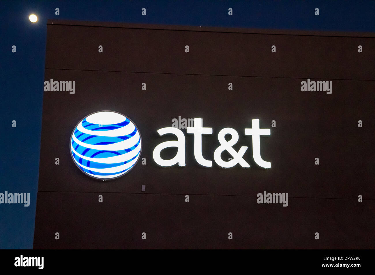 Ein AT&T Geschäft in Woodland Hills, Kalifornien Stockfoto