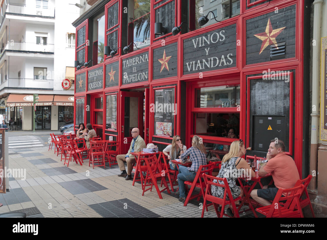 Die Taberna el Papelon Restaurant in Sevilla (Sevilla), Andalusien, Spanien. Stockfoto