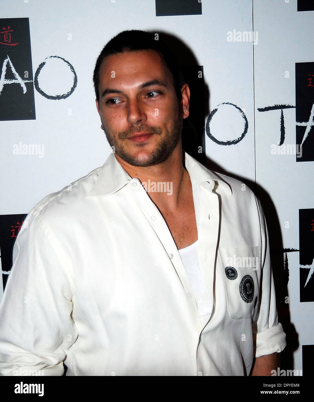 5. Februar 2009 - Las Vegas, NV, USA - Schauspieler Tänzer KEVIN FEDERLINE im Tao Nachtclub für "High Voltage Tattoo" in Las Vegas-release-Party.  (Kredit-Bild: © Valerie Nerres/ZUMA Press) Stockfoto
