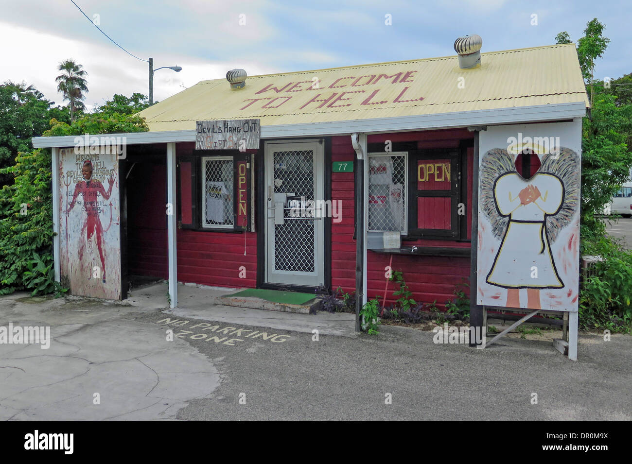 Hölle Teufel Hangout-Geschenk-Shop auf Grand Cayman Island Stockfoto