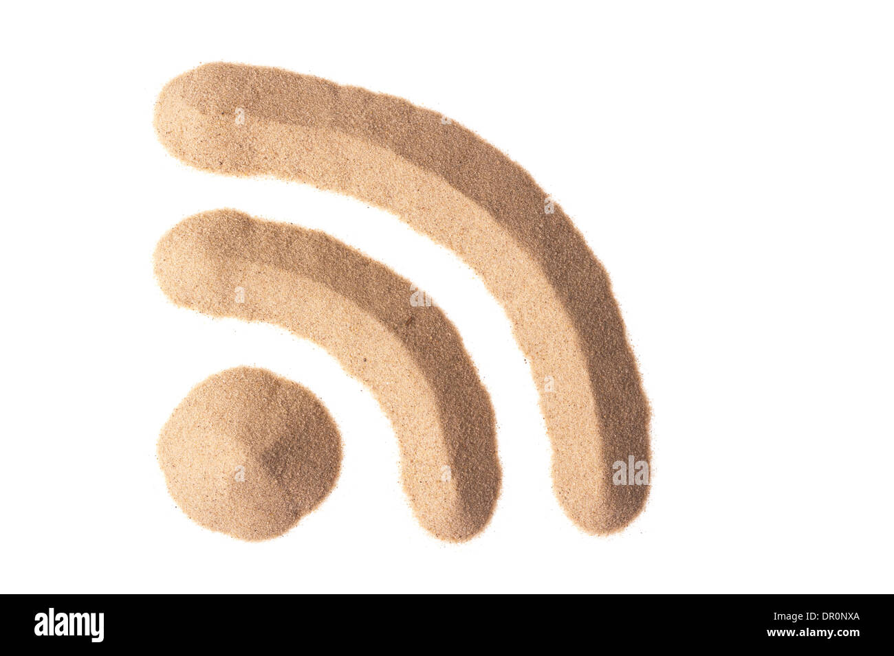 Signal-Übertragung-Symbol in Sand geformt Stockfoto