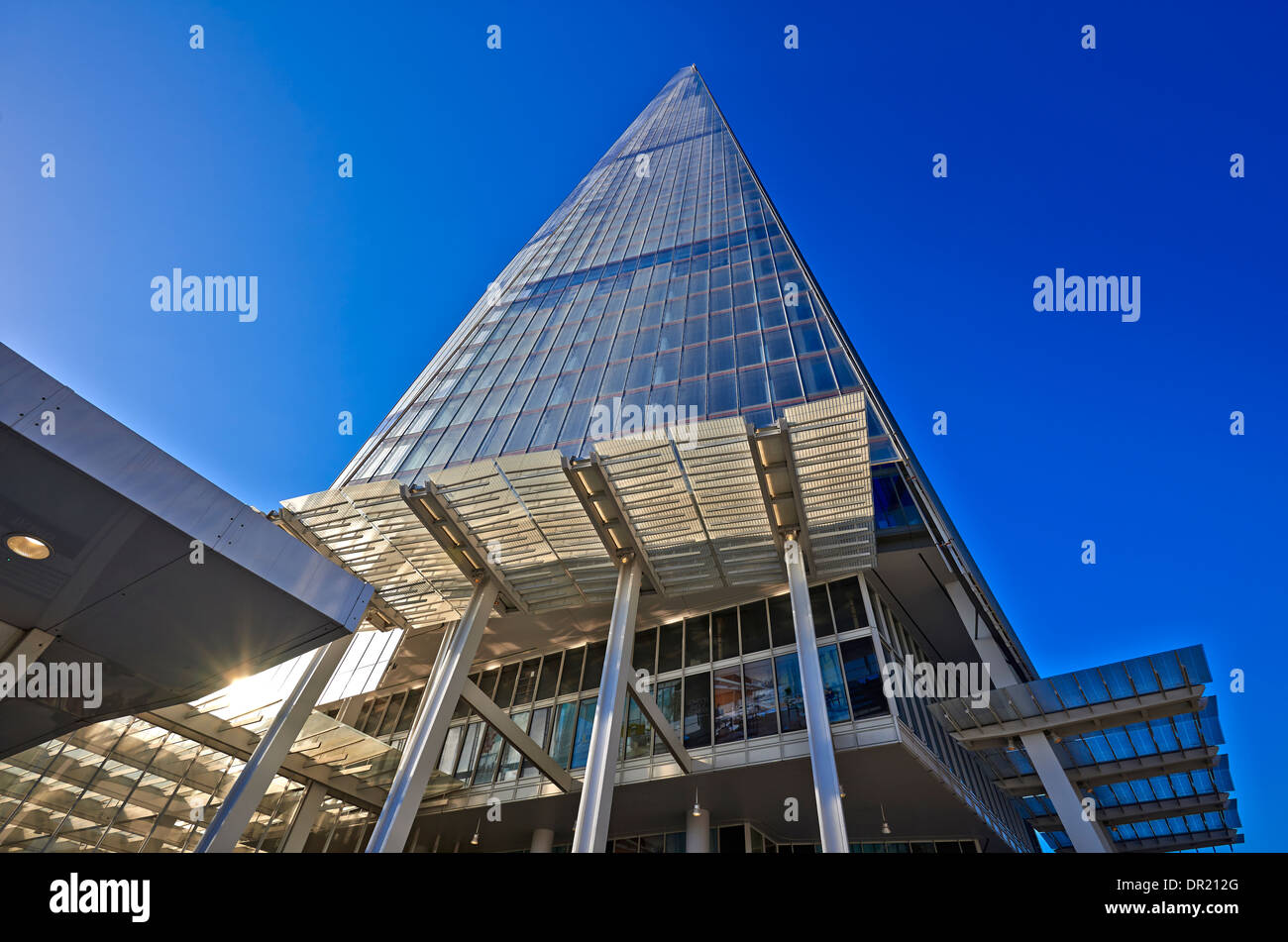 Die Scherbe, genannt der Shard of Glass, Shard London Bridge und London Bridge Tower, früher ist eine 72-geschossiges Hochhaus Stockfoto