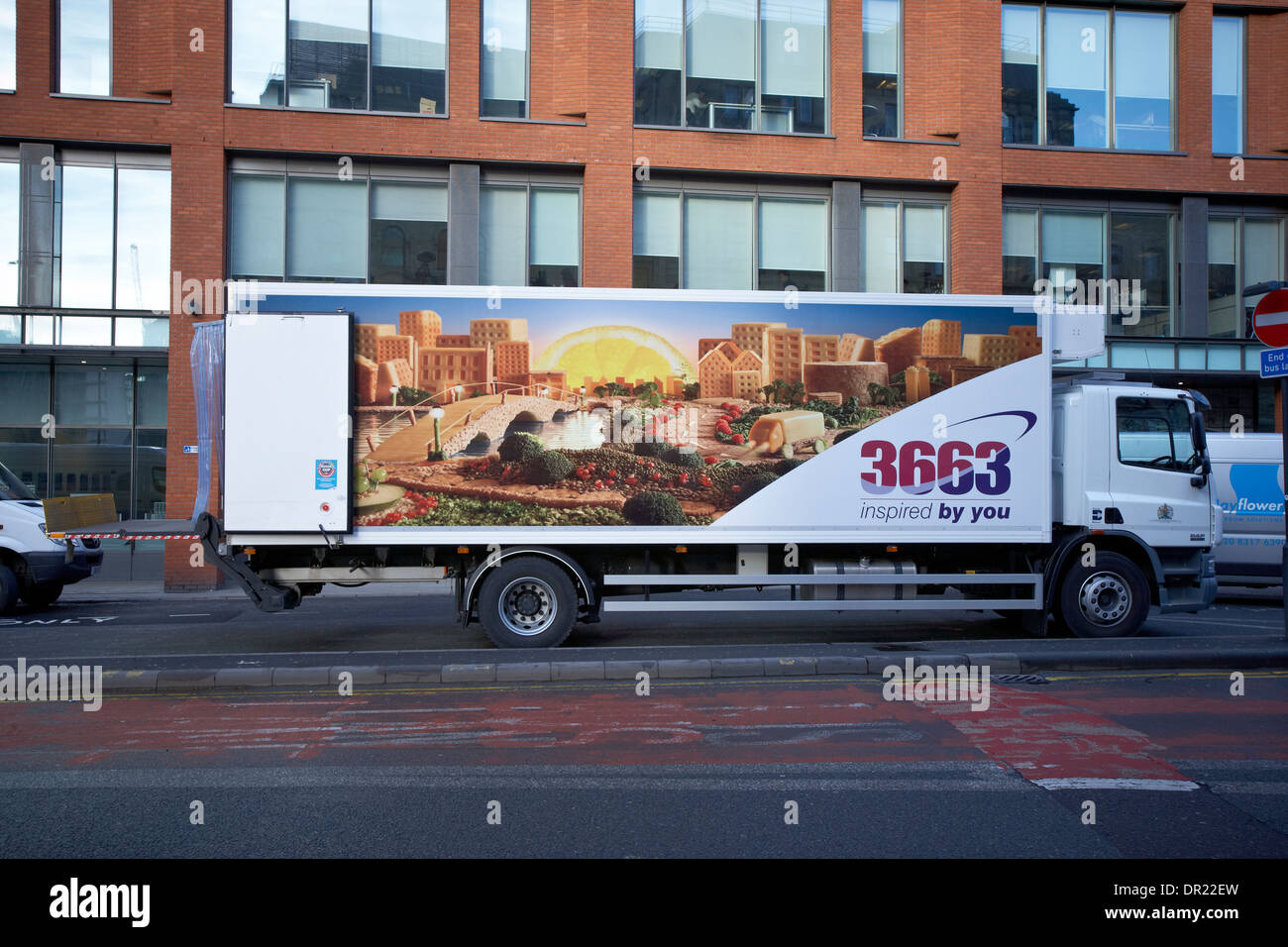 3663-Food-Service-LKW in Manchester UK Stockfoto