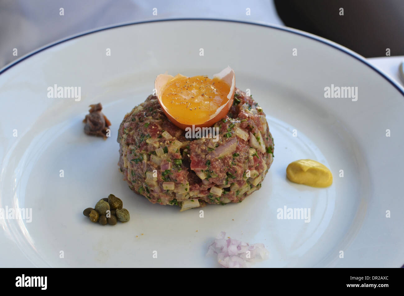 Steak Tartar auf ein gehobenes restaurant Stockfoto