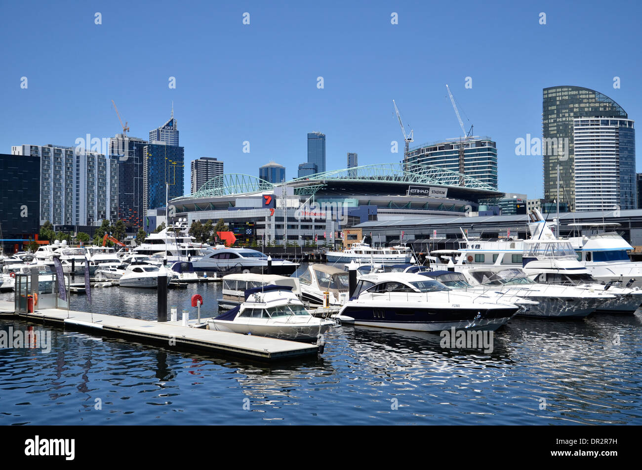 Luxus-Yachten ankern in Melbourne Docklands Stockfoto
