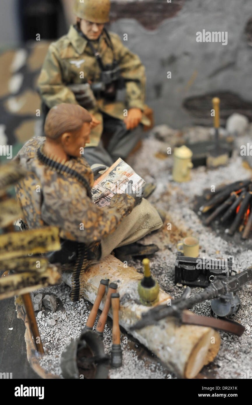 Alexandra Palace, London, UK. 18. Januar Soldaten 2014.A Diorama mit Modell WW2 Deutsch auf der London Modell Engineering Messe. Bildnachweis: Matthew Chattle/Alamy Live-Nachrichten Stockfoto