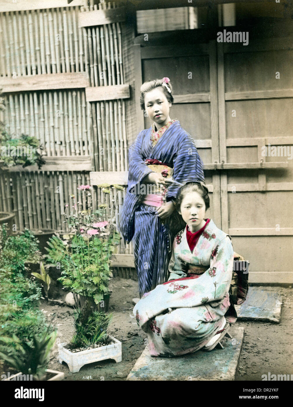 Geishas im Garten Stockfoto