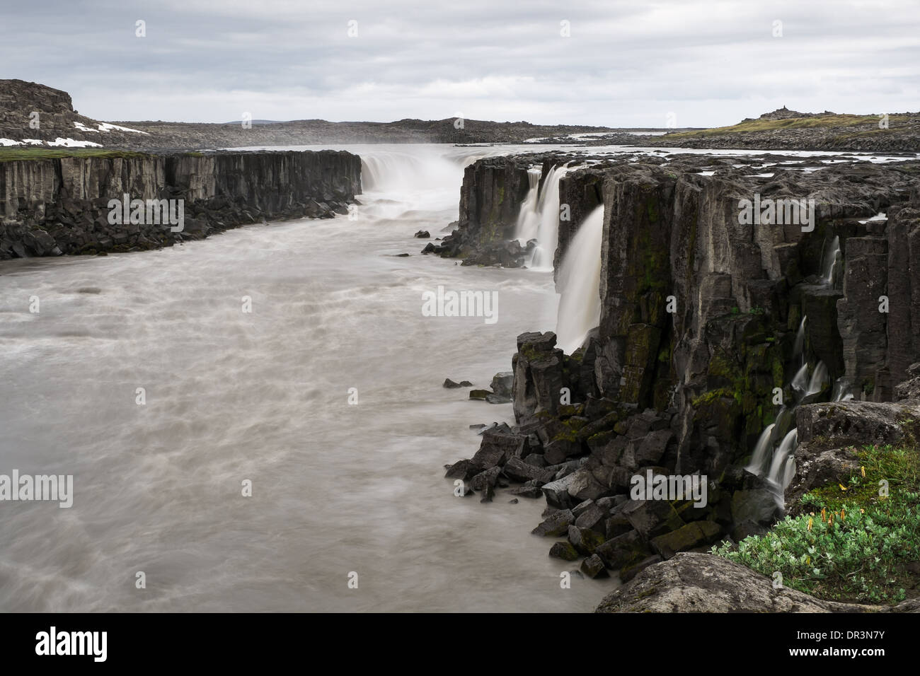 Selfoss Wasserfall, ein Fjollum Fluss Jökulsá Island Stockfoto