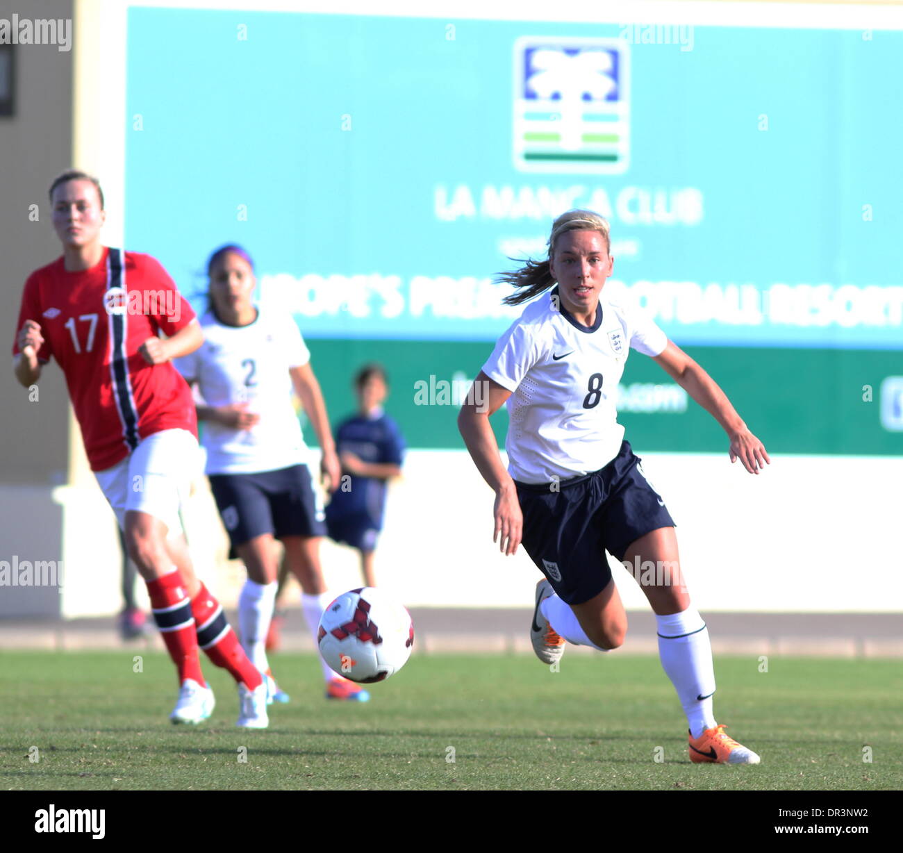 La Manga, Spanien. 17. Januar 2014, La Manga Club. Frauen Friendly International: England 1 Norwegen 1 Jordan Nobbs Foto Alamy Live News Stockfoto