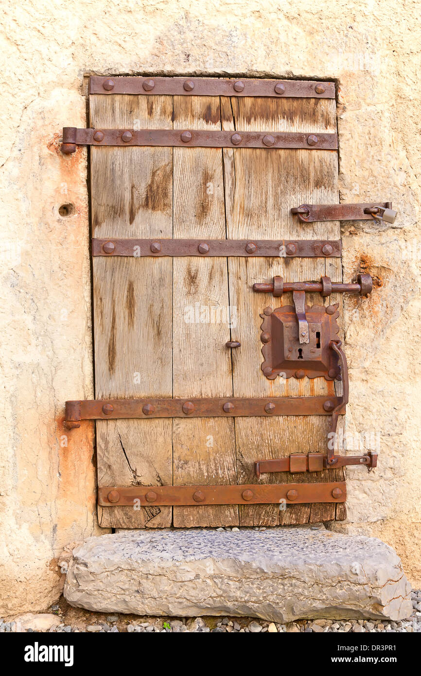 Alten Schloss in der mittelalterlichen Burg Aigle, Schweiz Stockfoto
