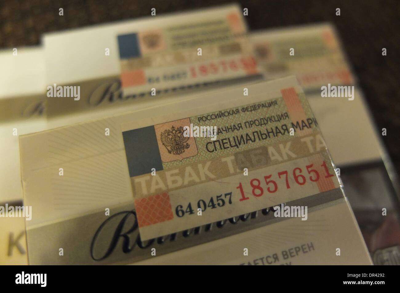 Schachtel Zigaretten Stockfotos Und Bilder Kaufen Alamy