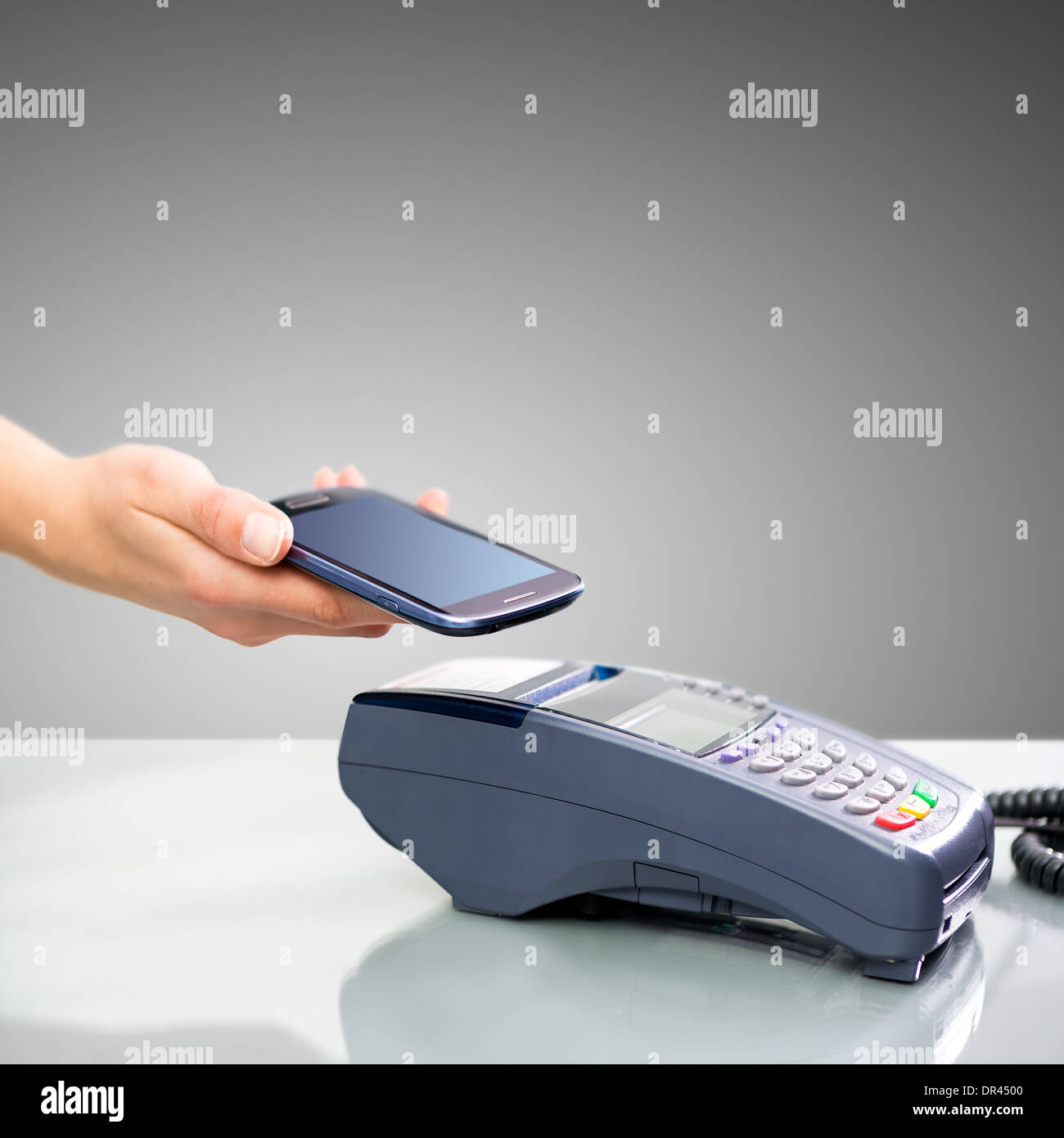 NFC - Nahfeld-Kommunikation, mobile-payment Stockfoto