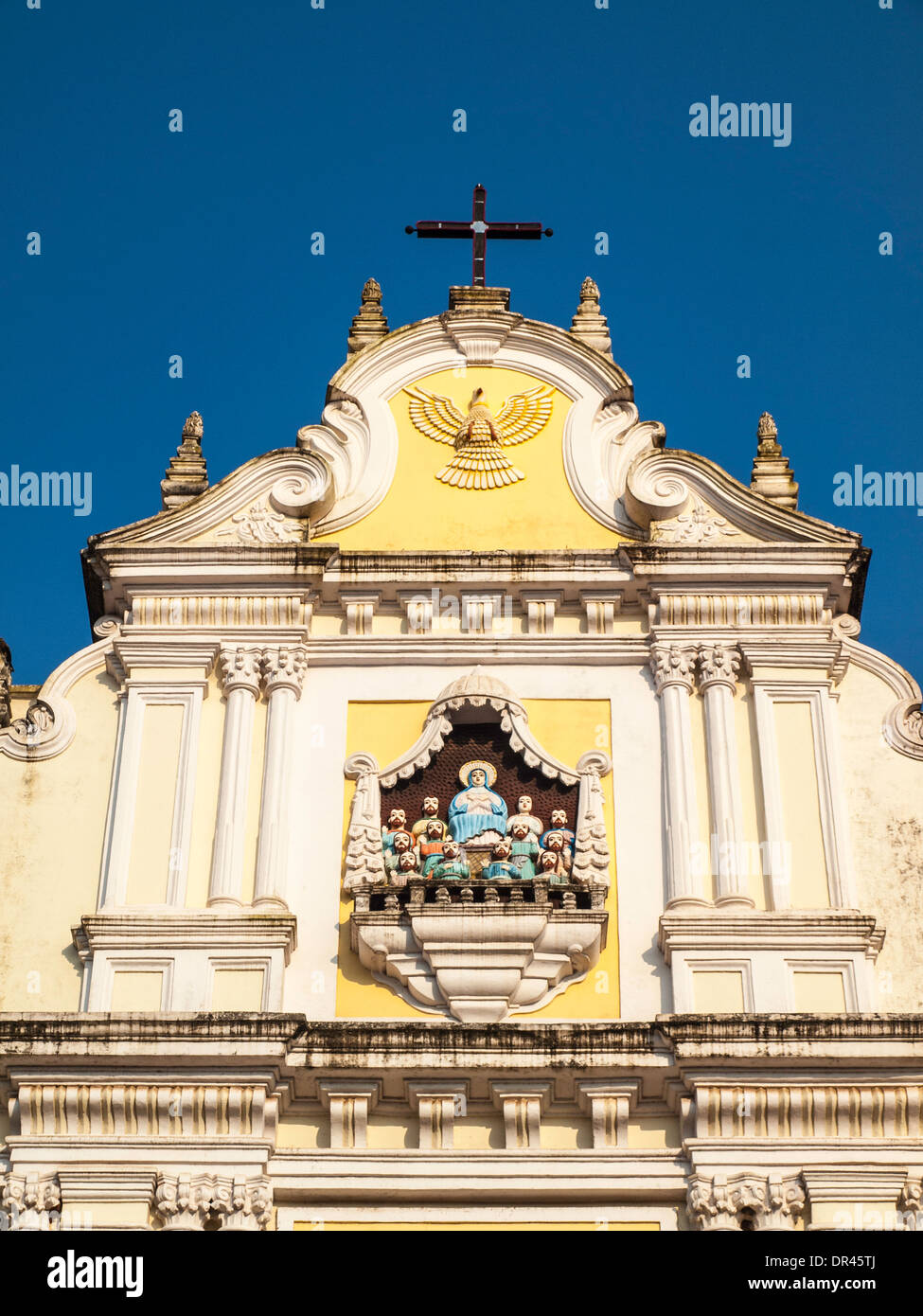 Heiligen Geistes Kirchenfassade Detail in Margao Stockfoto