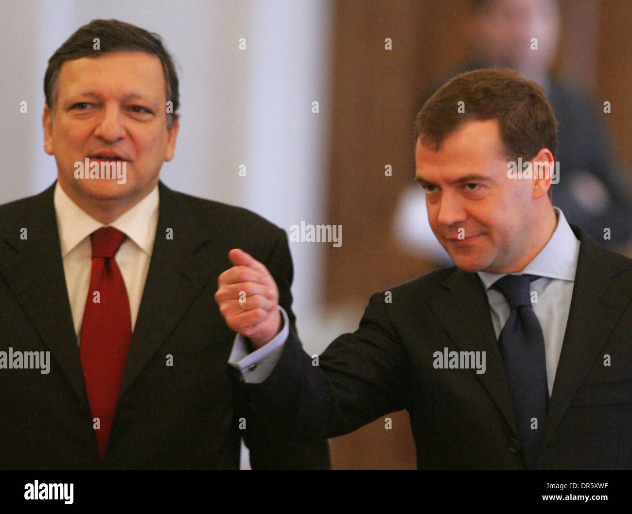 6. Februar 2009 - Moskau, Russland - Präsident von der Europäischen Kommission José MANUEL BARROSO (L) auf der Tagung mit DMITRY MEDVEDEV, Präsident von Russland im Kreml, Moskau. (Kredit-Bild: © PhotoXpress/ZUMA Press) Einschränkungen: * Nord- und Südamerika Rechte nur * Stockfoto