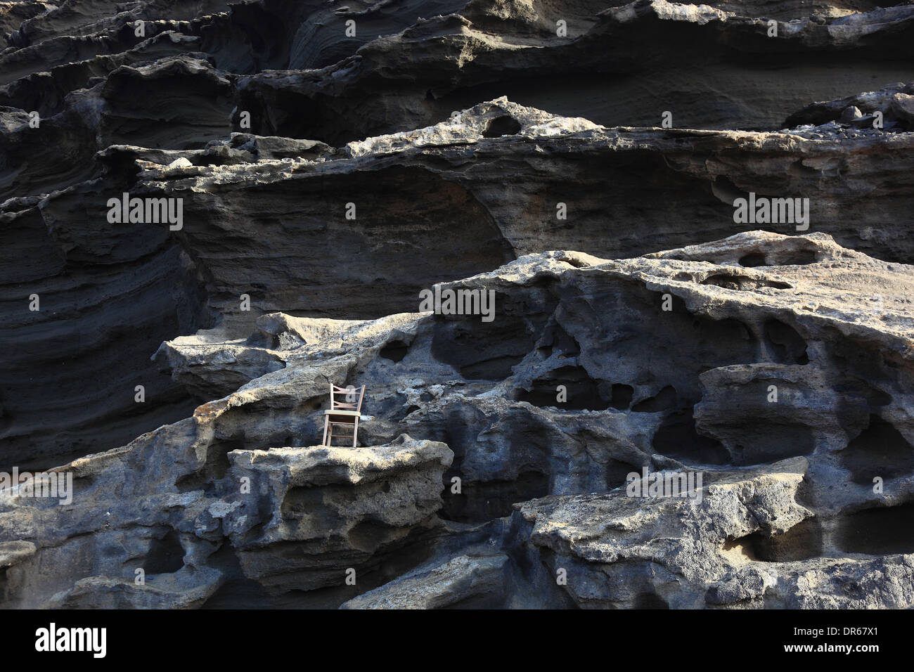 Felsformation auf dem erloschenen Vulkankrater El Golfo, im Südwesten von Lanzarote, Kanarische Inseln, Kanaren, Spanien Stockfoto