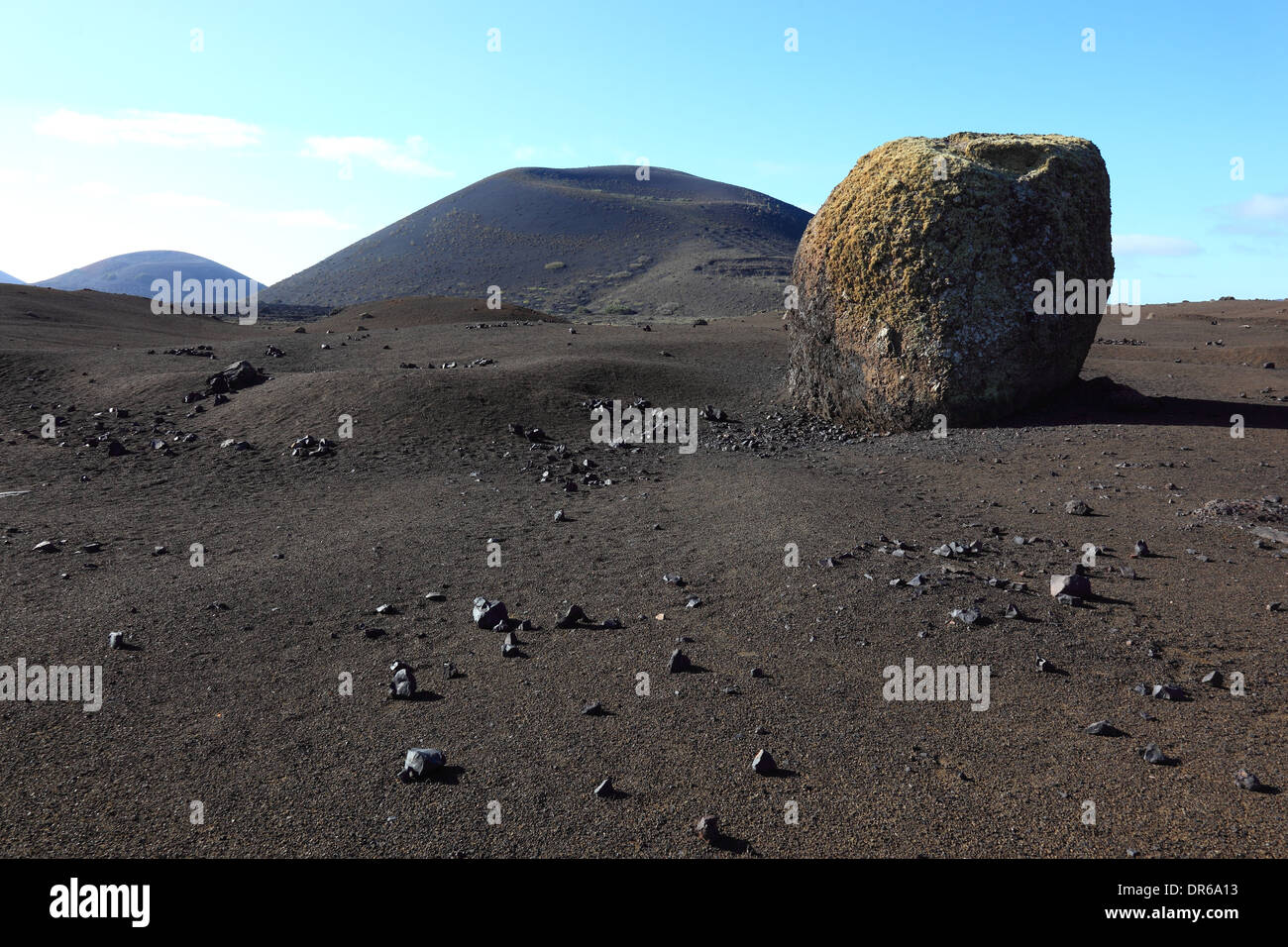 Vulkanische Bombe, Montana Caolorada, Parque Natural de Los Vulcanes, Landschaft am Montano Colorada, farbigen Berg, ausgestorben Kra Stockfoto