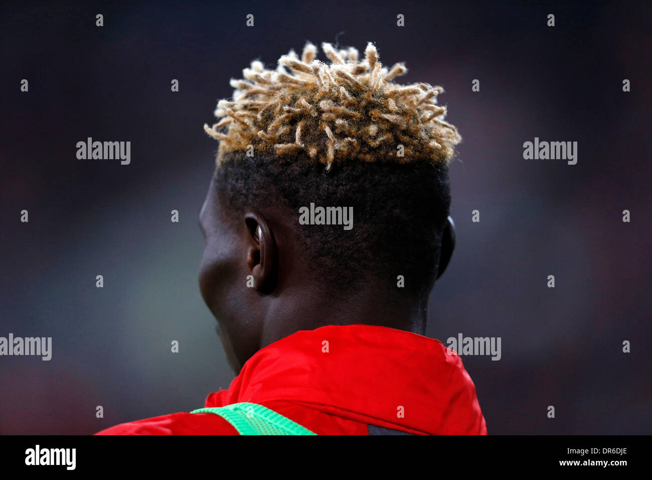Düsseldorf, Deutschland. 19. Juli 2014. Fußball, Vorbereitung Fußball Turnier Stadtwerke Düsseldorf Wintercup 2014 am 19. Januar 2014 in die Esprit Arena in Düsseldorf Fortuna Düsseldorf: Eintracht Braunschweig 5:6 (Elfmeterschießen) Aristide BANCE (F 95) Foto: Norbert Schmidt/Alamy Live-Nachrichten Stockfoto