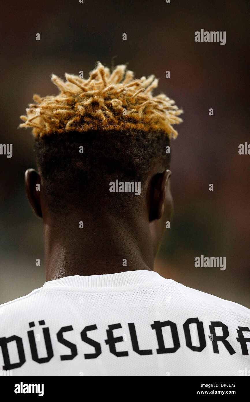 Düsseldorf, Deutschland. 19. Juli 2014. Fußball, Vorbereitung Fußball Turnier Stadtwerke Düsseldorf Wintercup 2014 am 19. Januar 2014 in die Esprit Arena in Düsseldorf Fortuna Düsseldorf: Dinamo Zagreb 0-1 Aristide BANCE (F 95) Foto: Norbert Schmidt/Alamy Live-Nachrichten Stockfoto