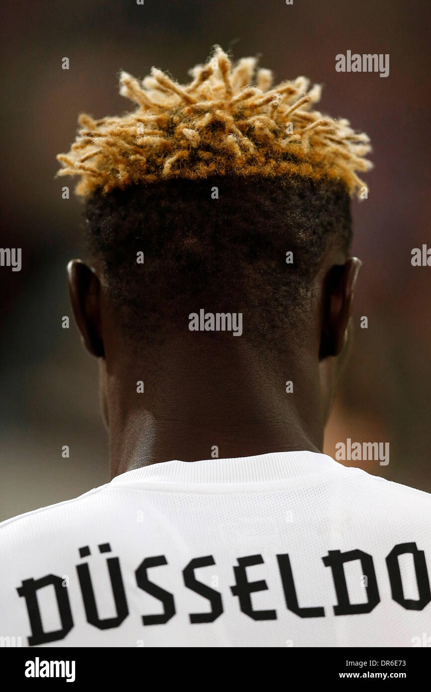 Düsseldorf, Deutschland. 19. Juli 2014. Fußball, Vorbereitung Fußball Turnier Stadtwerke Düsseldorf Wintercup 2014 am 19. Januar 2014 in die Esprit Arena in Düsseldorf Fortuna Düsseldorf: Dinamo Zagreb 0-1 Aristide BANCE (F 95) Foto: Norbert Schmidt/Alamy Live-Nachrichten Stockfoto