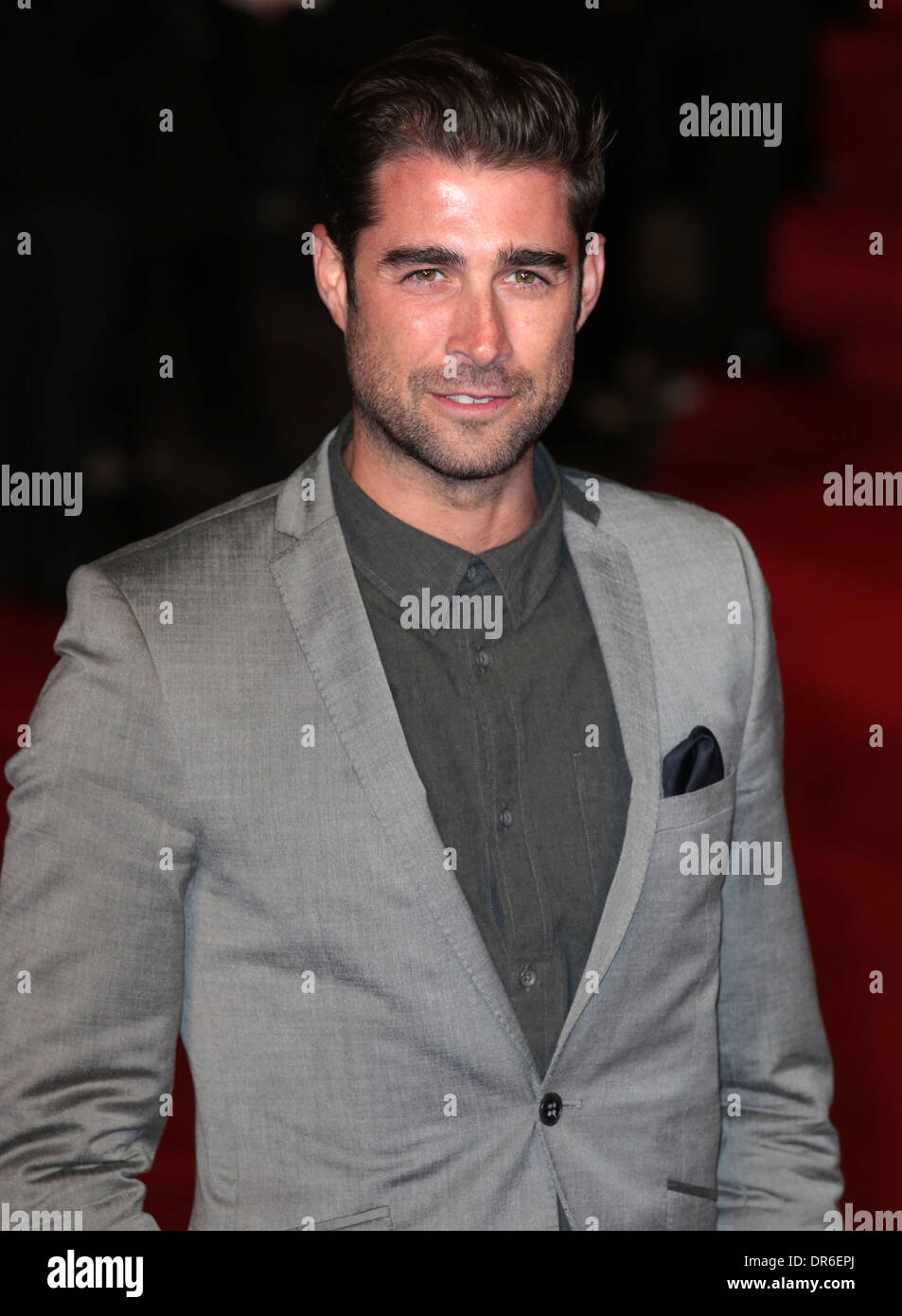 London, UK, 20. Januar 2014 Matt Johnson kommt an die Europäische Premiere von Jack Ryan: Schatten zu rekrutieren, Vue Kino, Leicester Square, London Foto: MRP/Alamy Live News Stockfoto London, UK, 20. Januar 2014 Matt Johnson kommt an die Europäische Premiere von Jack Ryan: Schatten zu rekrutieren, Vue Kino, Leicester Square, London Foto: MRP/Alamy Live News Stockfoto