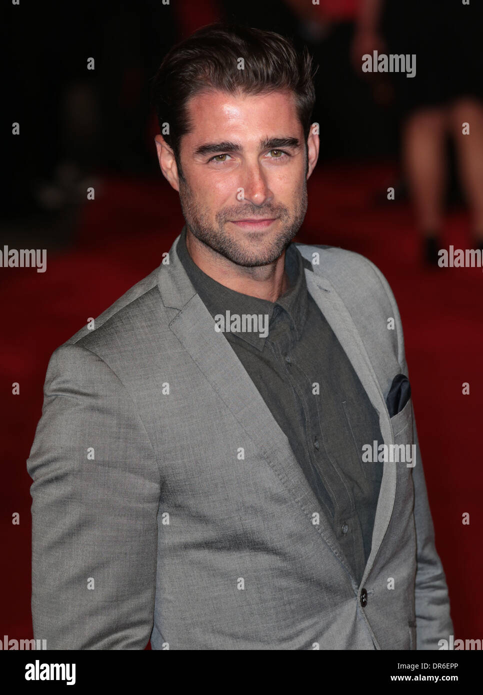London, UK, 20. Januar 2014 Matt Johnson kommt an die Europäische Premiere von Jack Ryan: Schatten zu rekrutieren, Vue Kino, Leicester Square, London Foto: MRP/Alamy Live News Stockfoto London, UK, 20. Januar 2014 Matt Johnson kommt an die Europäische Premiere von Jack Ryan: Schatten zu rekrutieren, Vue Kino, Leicester Square, London Foto: MRP/Alamy Live News Stockfoto
