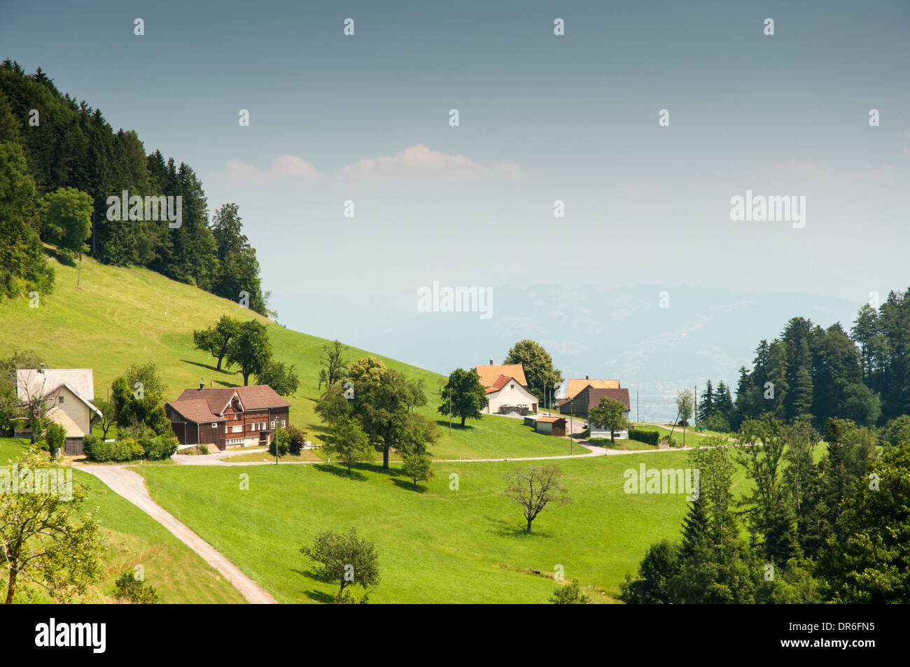 Schweizer national Cycle Route 4 (Alpenpanorama-Route oder Alpenpanorama-Route) in der Nähe von Berneck in der Schweiz Stockfoto