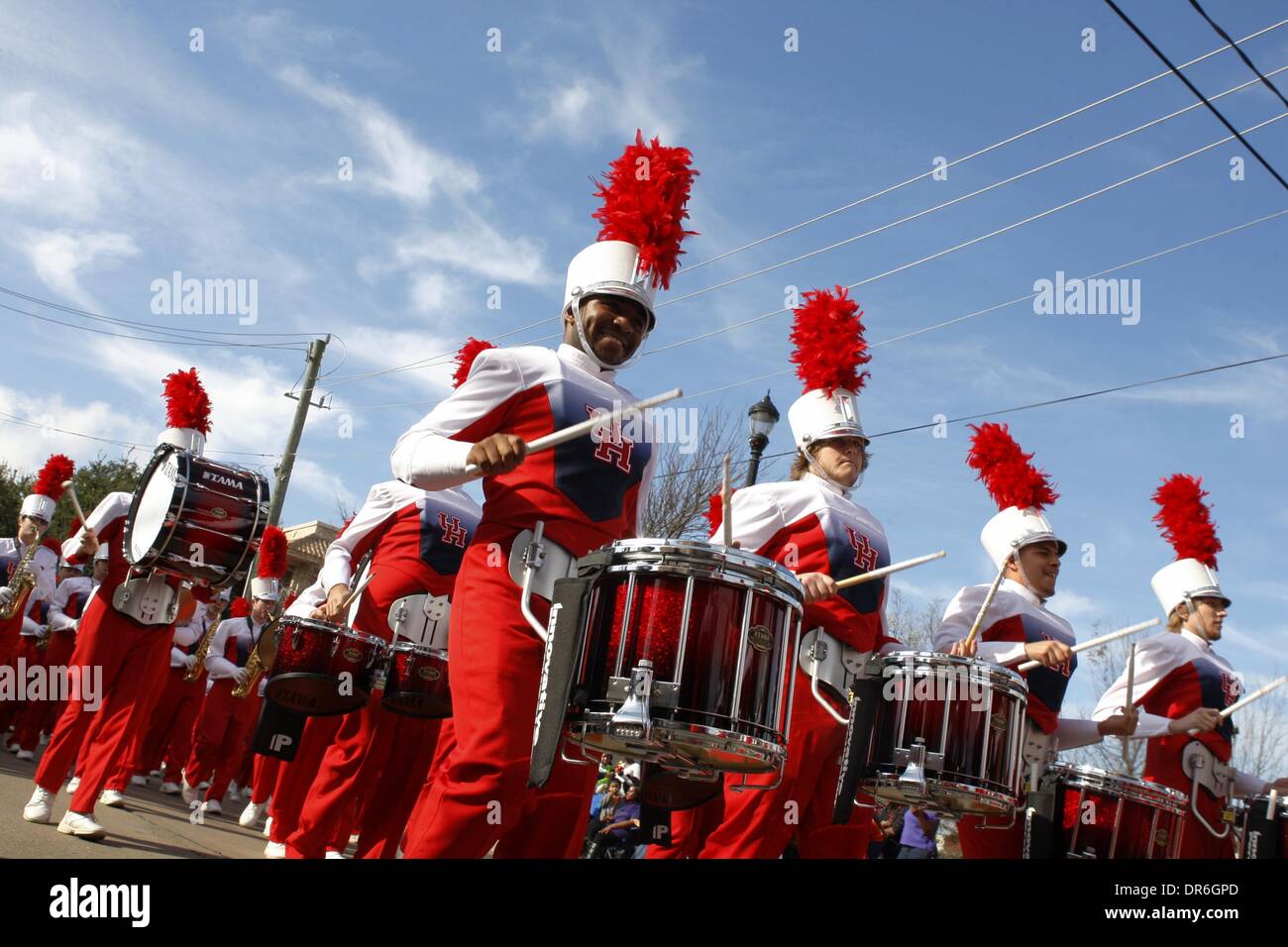 Houston. 20. Januar 2014. Eine Schülerband marschiert während einer Parade, Martin Luther King Day in Houston, 20. Januar 2014 zu markieren. Verschiedene Aktivitäten sind am dritten Montag im Januar findet jedes Jahr in den Vereinigten Staaten zu Ehren von Martin Luther King Jr., der am 4. April 1968 im Alter von 39 Jahren ermordet wurde. Bildnachweis: Song Qiong/Xinhua/Alamy Live-Nachrichten Stockfoto