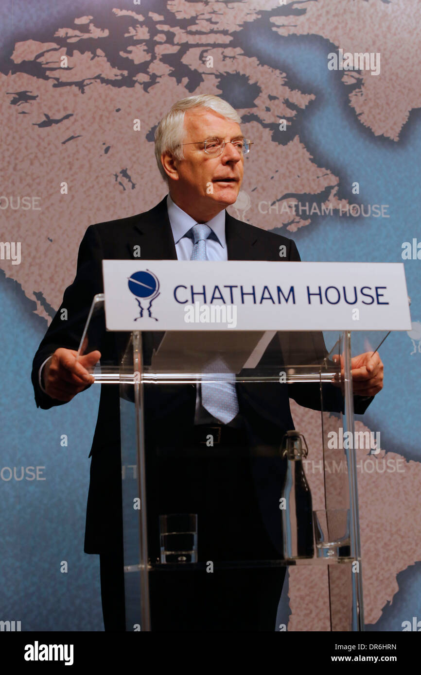 Sir John Major Rede über das EU-Referendum. Royal Institute of International Affairs, Chatham House London Großbritannien 14 Februar 2 Stockfoto