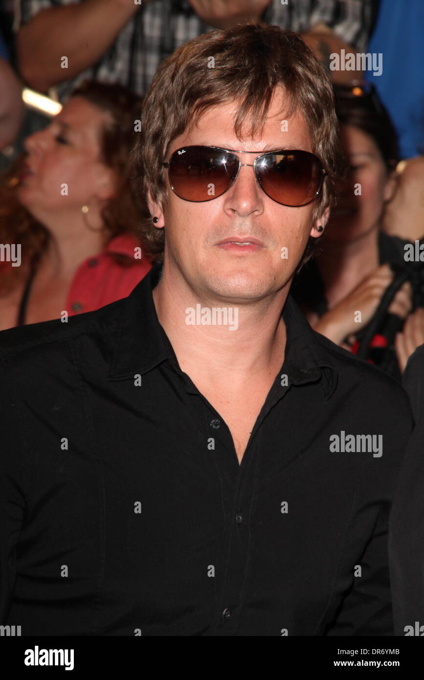 Rob Thomas New Yorker Premiere von "Wilden" beim SVA Theater - vor der Ankunftshalle New York City, USA - 27.06.12 Stockfoto