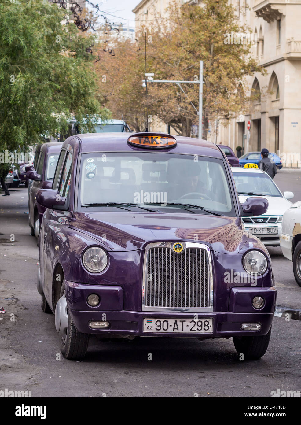 Londoner Stil City Taxi in Baku, Aserbaidschan. Stockfoto
