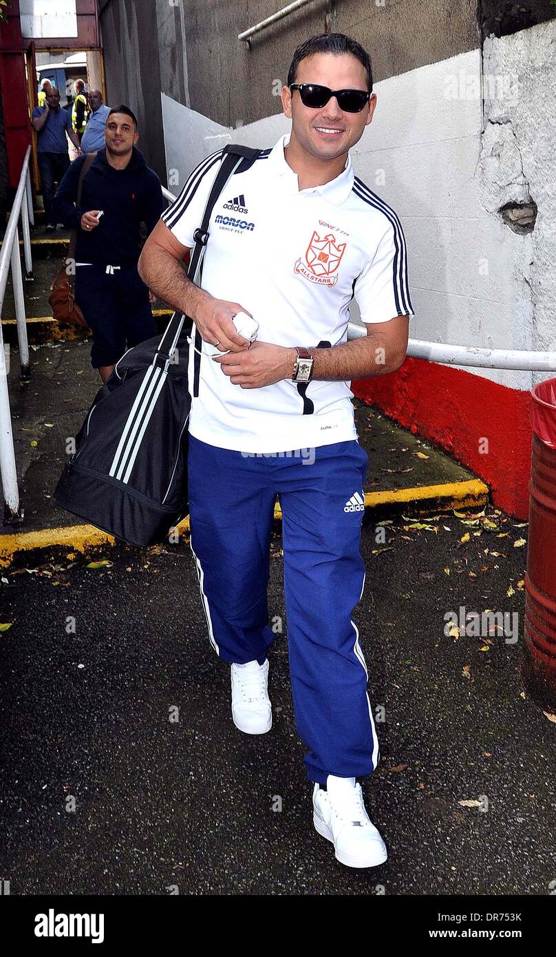 Ryan Thomas Television Sterne Ankunft im Richmond Park Fußballplätze, eine Berühmtheit zu besuchen entsprechen Dublin, Irland - 07.07.12 Stockfoto