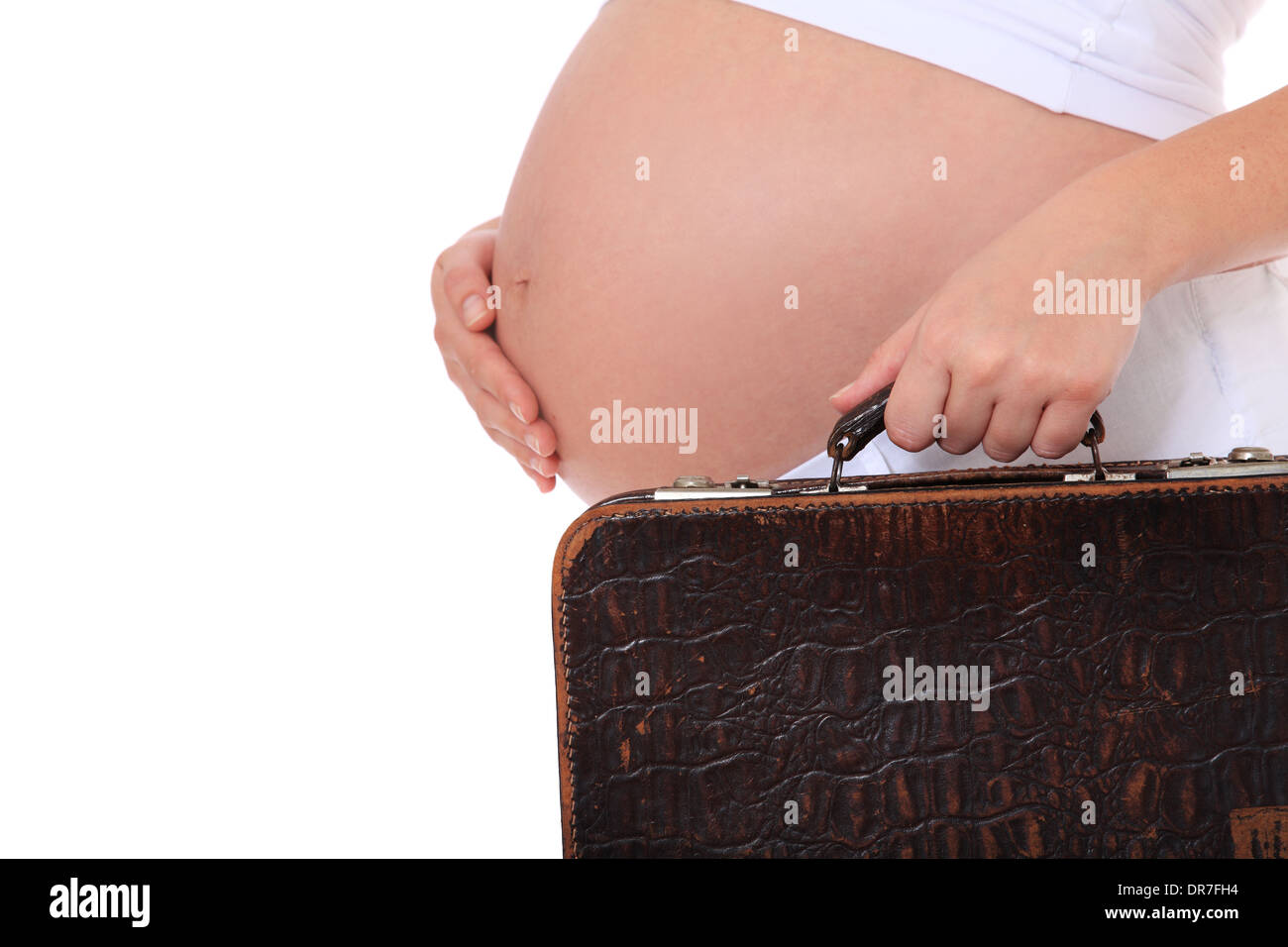 Baby-Bauch einer schwangeren Frau. Alle auf weißem Hintergrund. Stockfoto