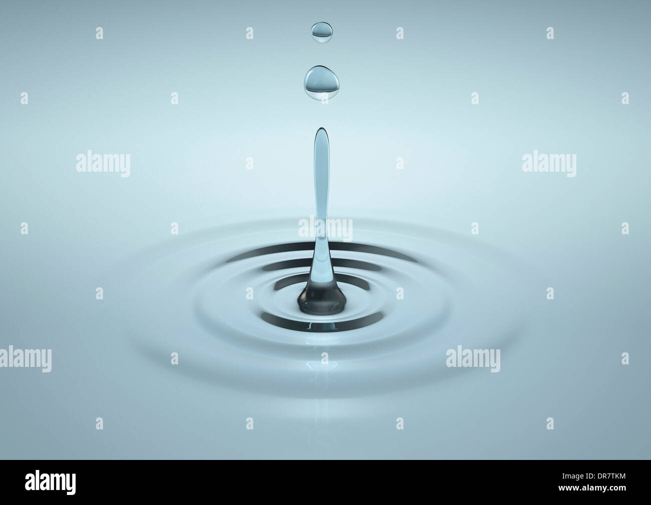 Wassertropfen und Spritzwasser Welligkeit Stockfoto