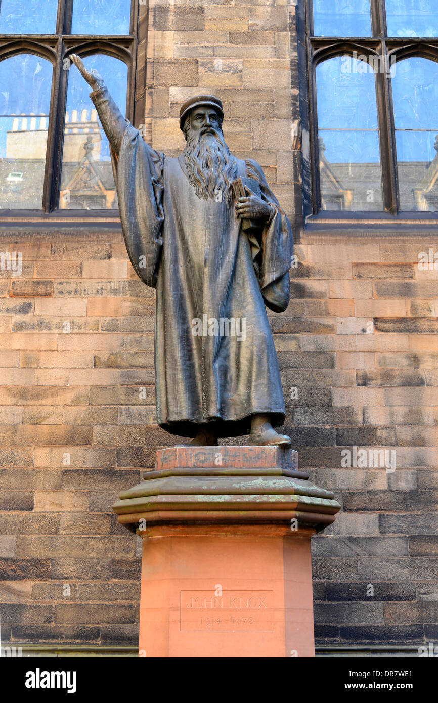 John Knox Monument, schottischer Reformator, 1514-1572, Edinburgh, Schottland, Vereinigtes Königreich Stockfoto