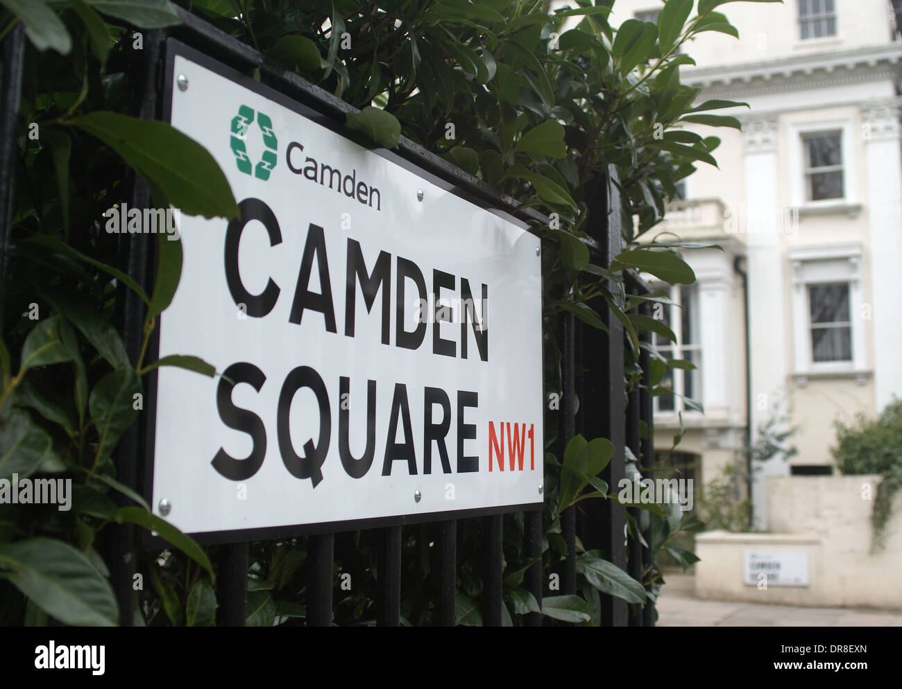 Camden square Straße unterzeichnen NW1 Camden Häuser Stockfoto