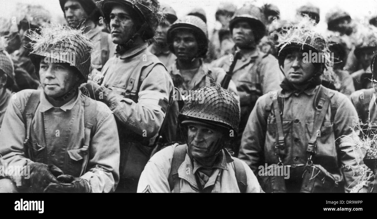 D-Day-US-Truppen warten auf den Moment des Angriffs Stockfoto
