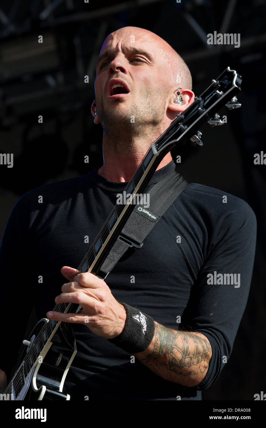 Zach Blair von Rise Against die live auf der Bühne während der 2. Tag des Friedens und der Liebe Festival Borlänge, Schweden - 27.06.12 Stockfoto