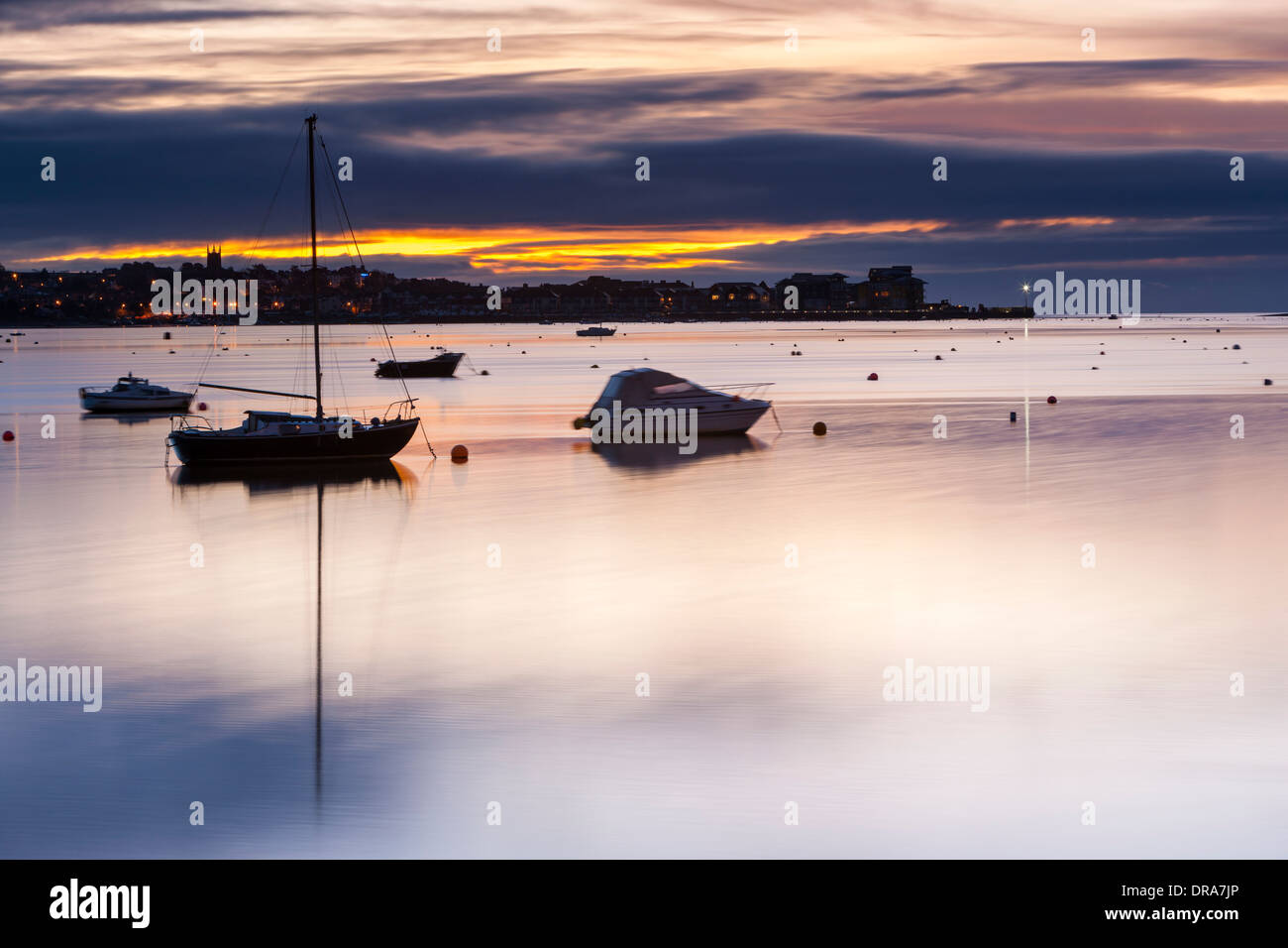 Blick auf Fluß Exe in Richtung Exmouth aus Starcross, Devon, England, Vereinigtes Königreich, Europa. Stockfoto