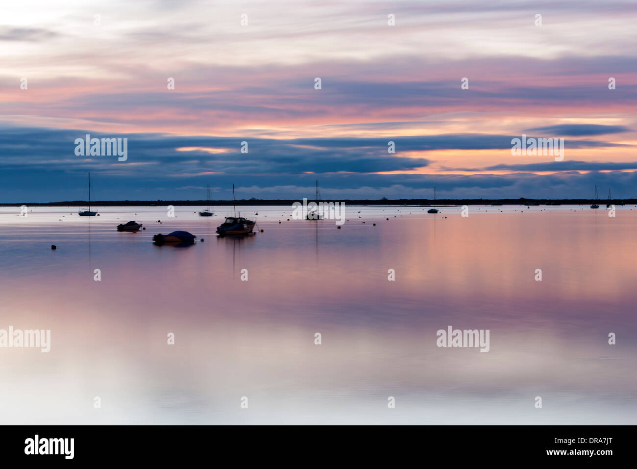 Blick auf Fluß Exe in Richtung Exmouth aus Starcross, Devon, England, Vereinigtes Königreich, Europa. Stockfoto