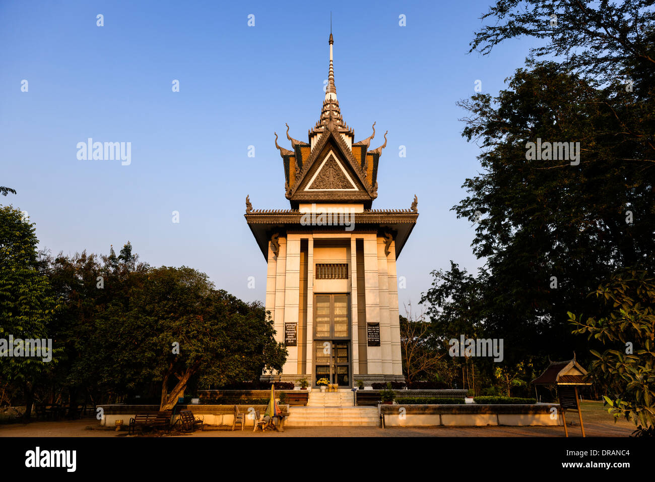 Memorial Stupa The Killing Fields in Choeung Ek, Phnom Penh, Kambodscha. Stockfoto