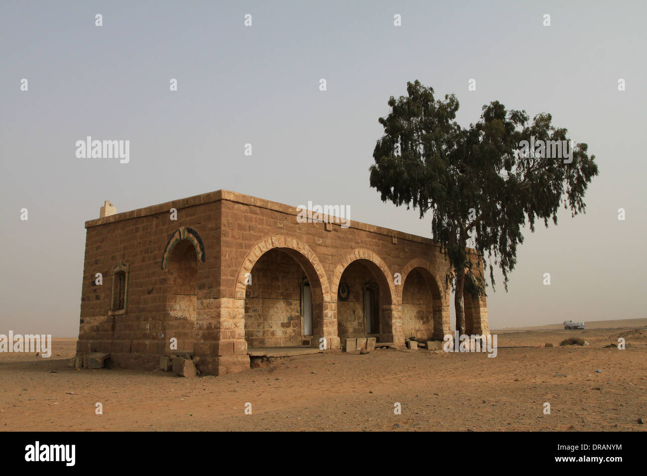 Mudawwara, einem verlassenen Bahnhof der Hedschas-Bahn in der Nähe der Saudi-Arabischen Grenze. Wadi Rum, Süden von Jordanien. Stockfoto
