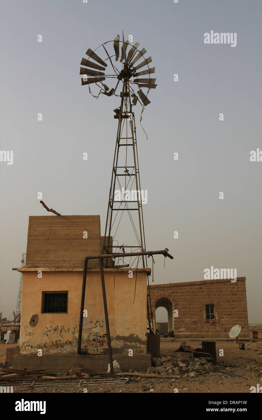 Mudawwara, einem verlassenen Bahnhof der Hedschas-Bahn in der Nähe der Saudi-Arabischen Grenze. Wadi Rum, Süden von Jordanien. Stockfoto