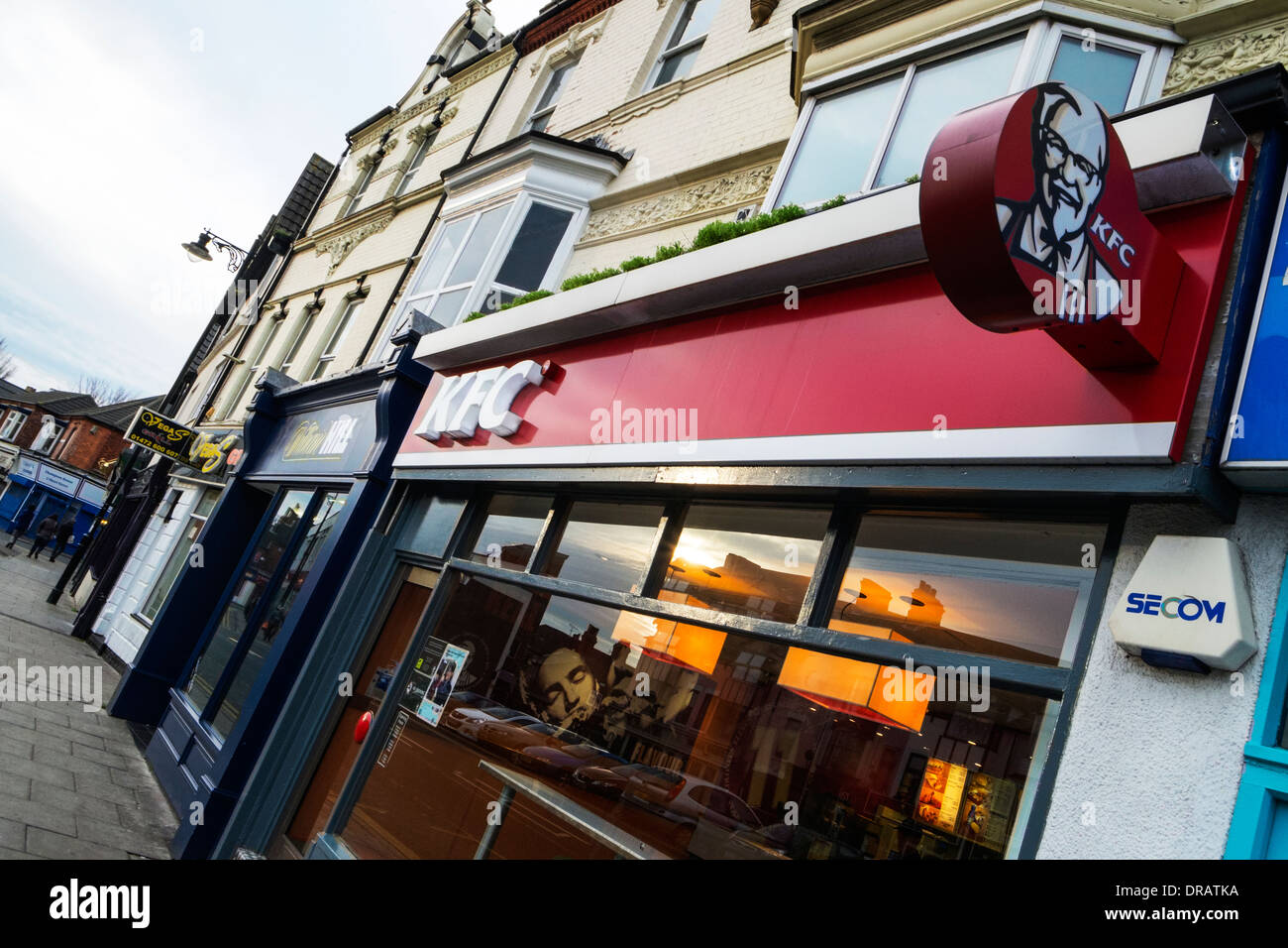 KFC-Huhn-Zeichen, das, die Kentucky Fried, shop Fassade Cleethorpes, Lincolnshire Küste, UK, England Stockfoto